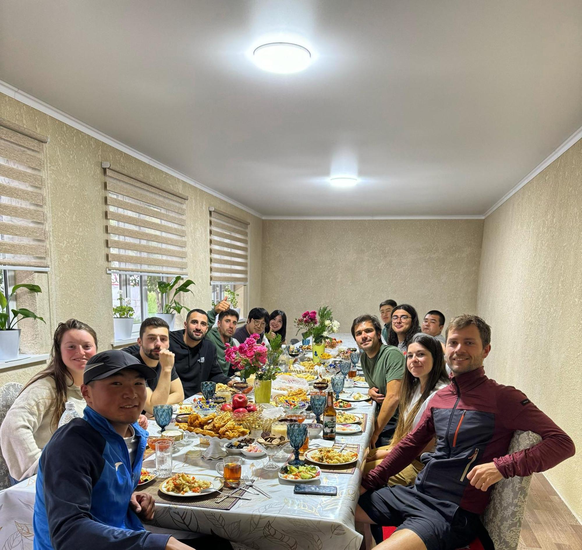 Guesthouse Gulmira Bokonbayevo ภายนอก รูปภาพ