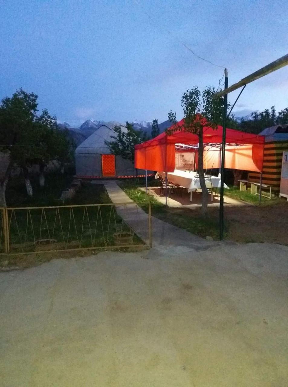 Guesthouse Gulmira Bokonbayevo ภายนอก รูปภาพ